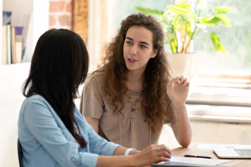 ESL Coaching Enhancing Language Proficiency and Cultural Understanding